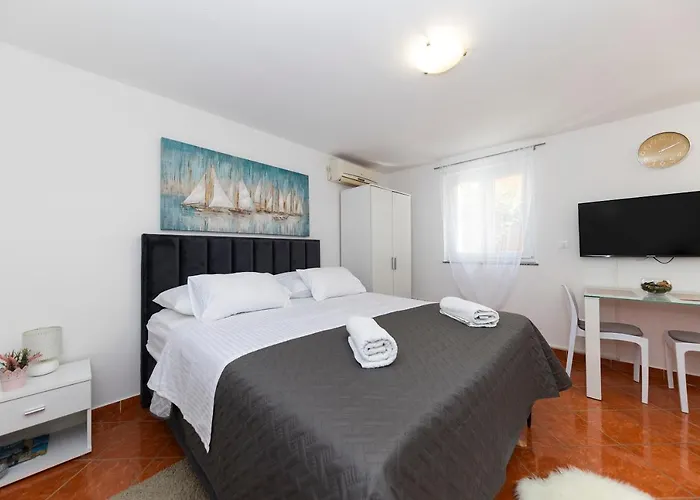 Valentina Apartman Zára