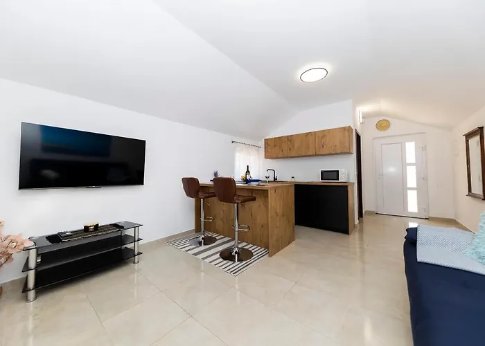 Valentina Apartman *